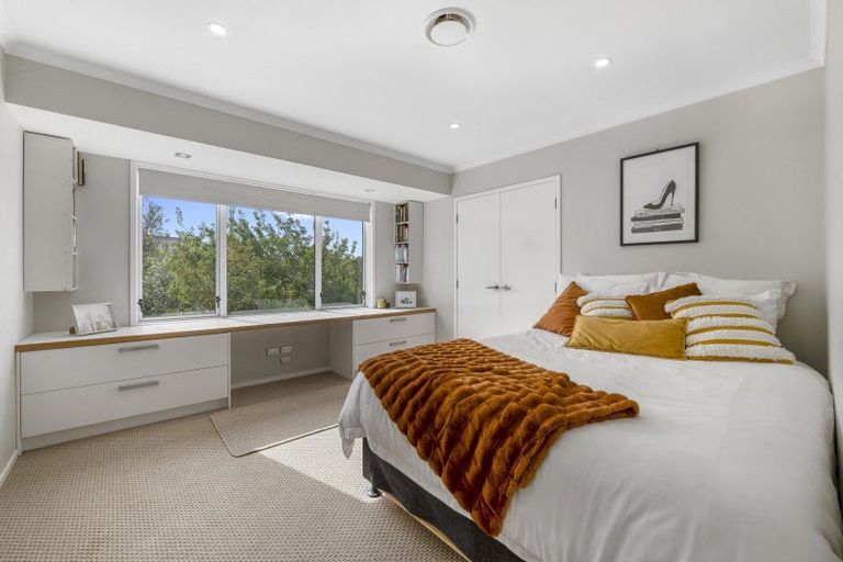 Photo of property in 12a Sycamore Grove, Lower Vogeltown, New Plymouth, 4310