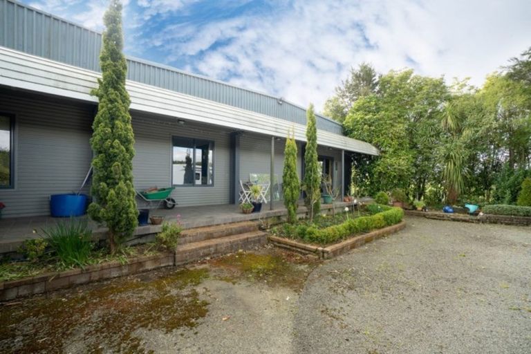 Photo of property in 422 Gillespies Line, Kairanga, Palmerston North, 4475