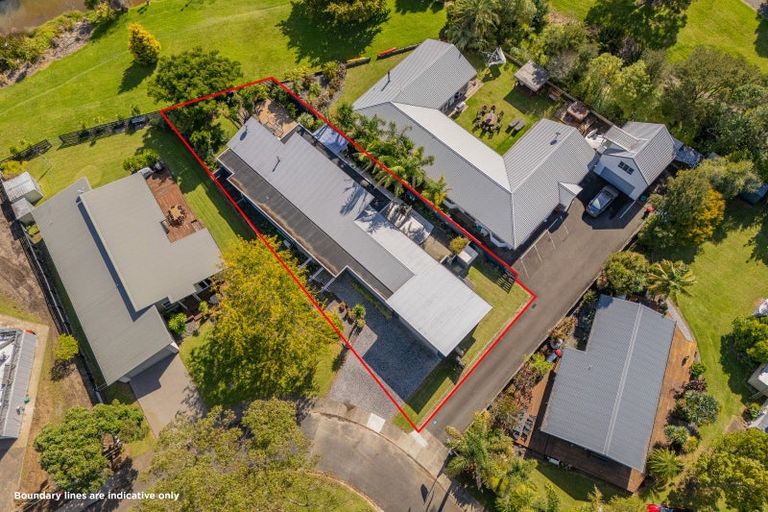 Photo of property in 13 Parkland Place, Whitianga, 3510