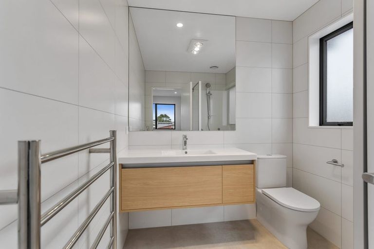 Photo of property in 74 Nganui Avenue, Takanini, Auckland, 2112