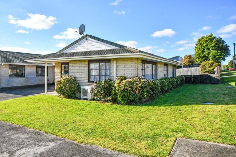 Photo of property in 1/49 Clark Road, Pahurehure, Papakura, 2113