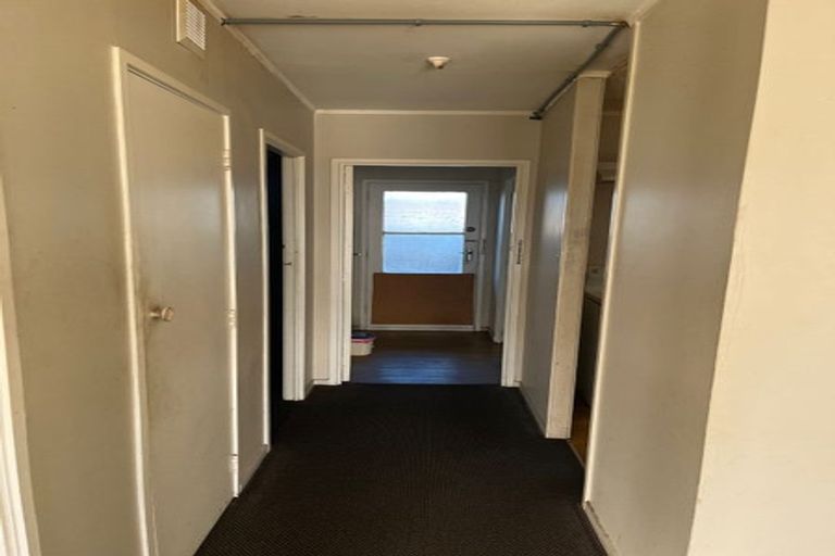 Photo of property in 1 Ihaka Place, Papatoetoe, Auckland, 2104