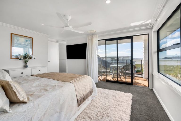 Photo of property in 30 Lakeside Terrace, Omokoroa, 3114