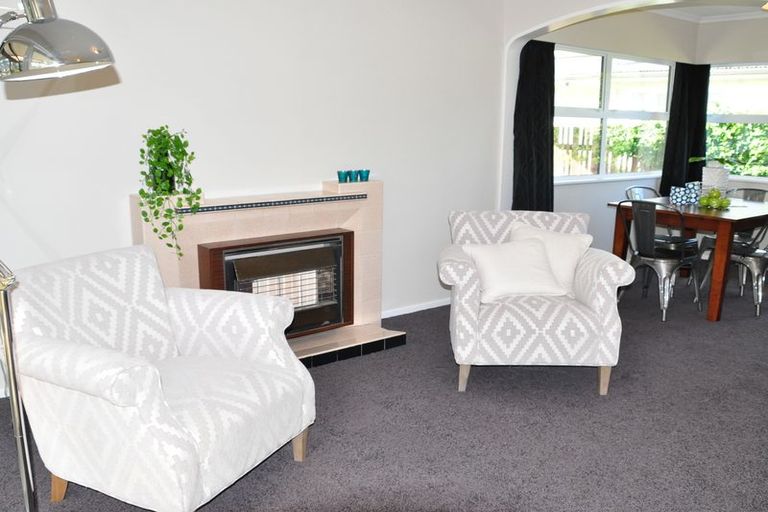 Photo of property in 69 Apollo Parade, Milson, Palmerston North, 4414