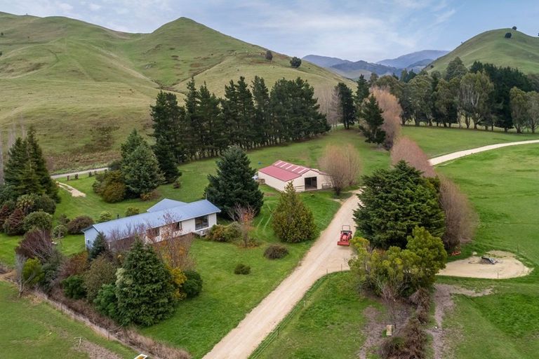 Photo of property in 400 Mikimiki Road, Mikimiki, Masterton, 5881