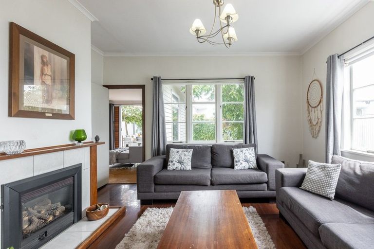 Photo of property in 13 Bedford Road, Marewa, Napier, 4110