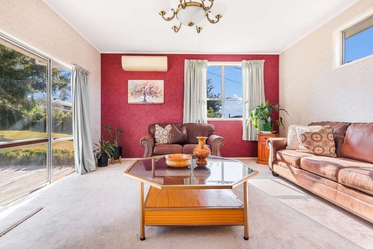 Photo of property in 17 Collie Drive, Pukehangi, Rotorua, 3015