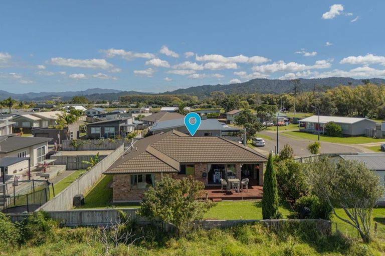 Photo of property in 48 Carina Way, Whitianga, 3510