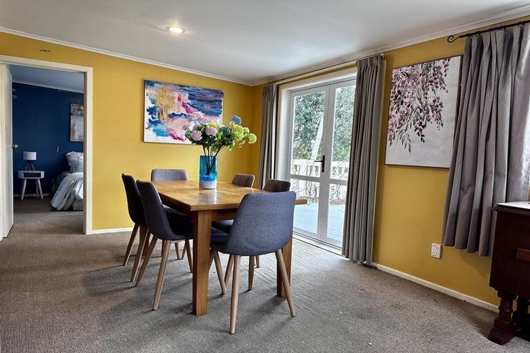 Photo of property in 76 Bays Road, Orere Point, Papakura, 2585