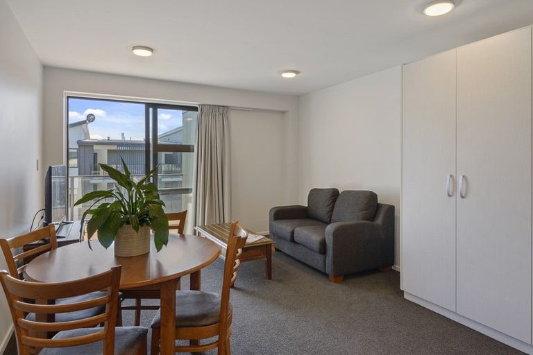 Photo of property in 104/118 Bealey Avenue, Christchurch Central, Christchurch, 8013