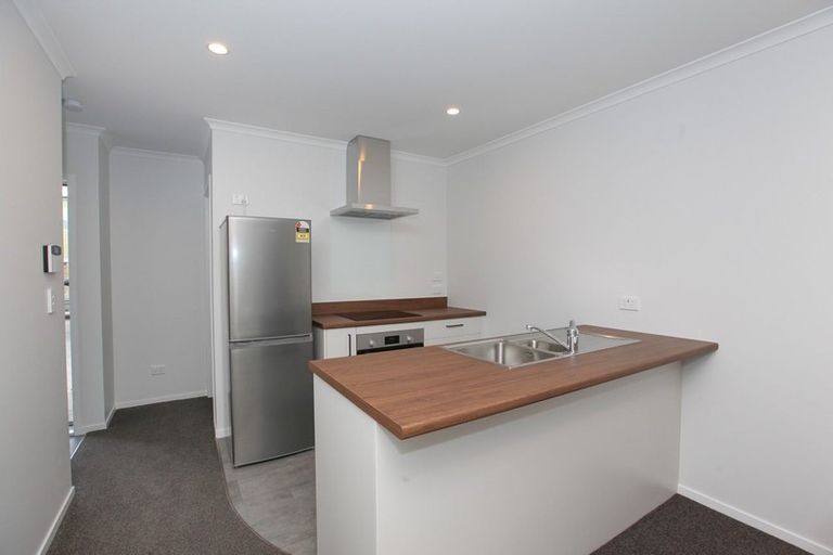 Photo of property in 15/10 Burrows Place, Frankton, Hamilton, 3204