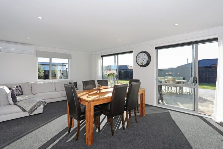 Photo of property in 12 George Street, Bulls, 4818