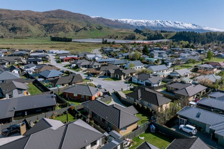 Photo of property in 12 Hopgood Place, Cromwell, 9310