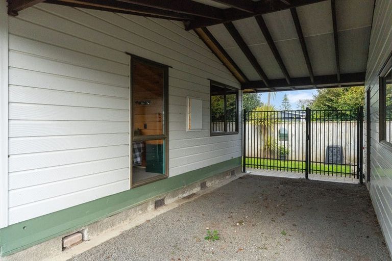 Photo of property in 27 Charles Street, Levin, 5510