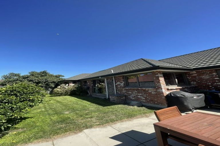 Photo of property in 237a Wainoni Road, Avondale, Christchurch, 8061
