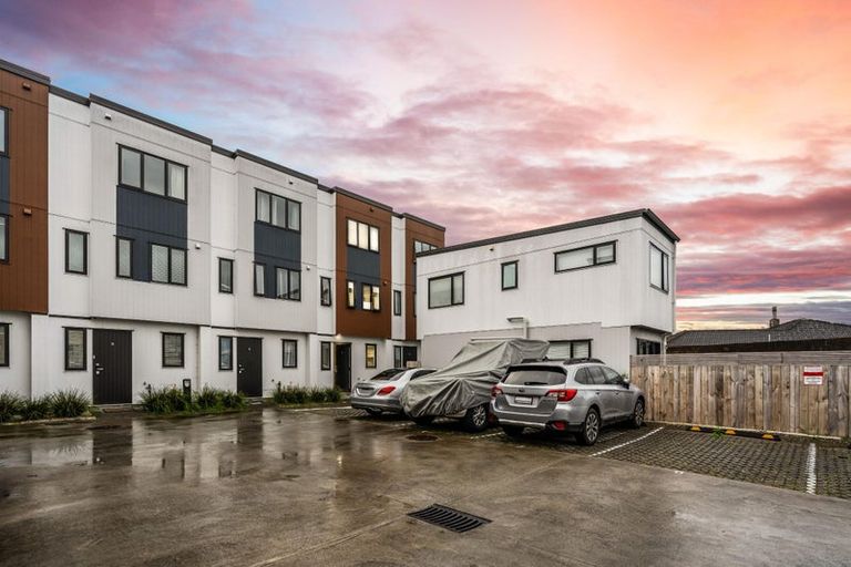 Photo of property in 6/3 Abbotleigh Avenue, Te Atatu Peninsula, Auckland, 0610