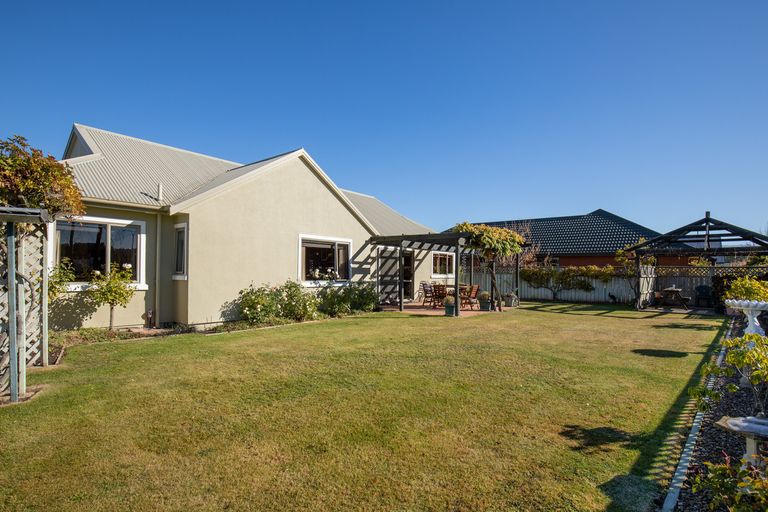 Photo of property in 6 Fir Close, Alexandra, 9320