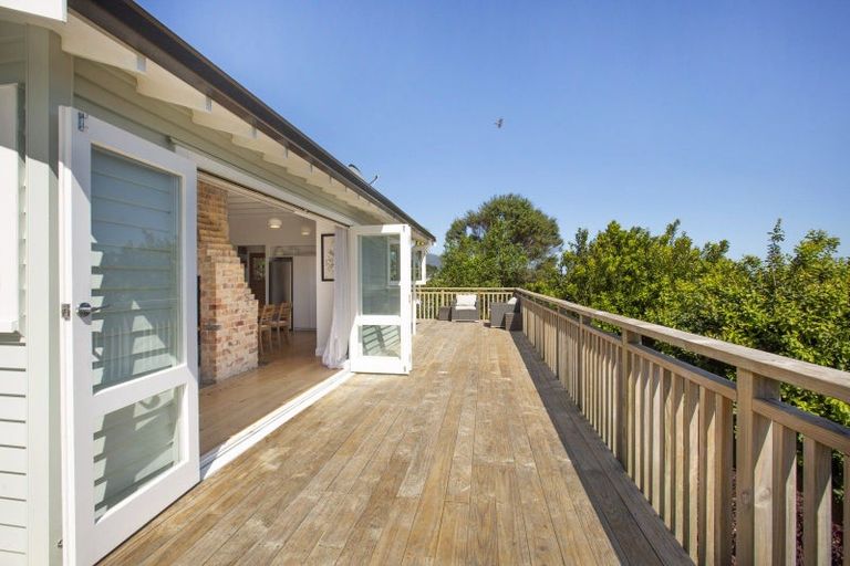 Photo of property in 18 Stewart Street, Raglan, 3225