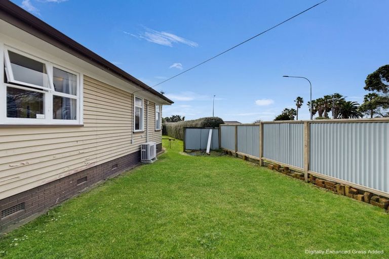 Photo of property in 134 Kitchener Road, Pukekohe, 2120