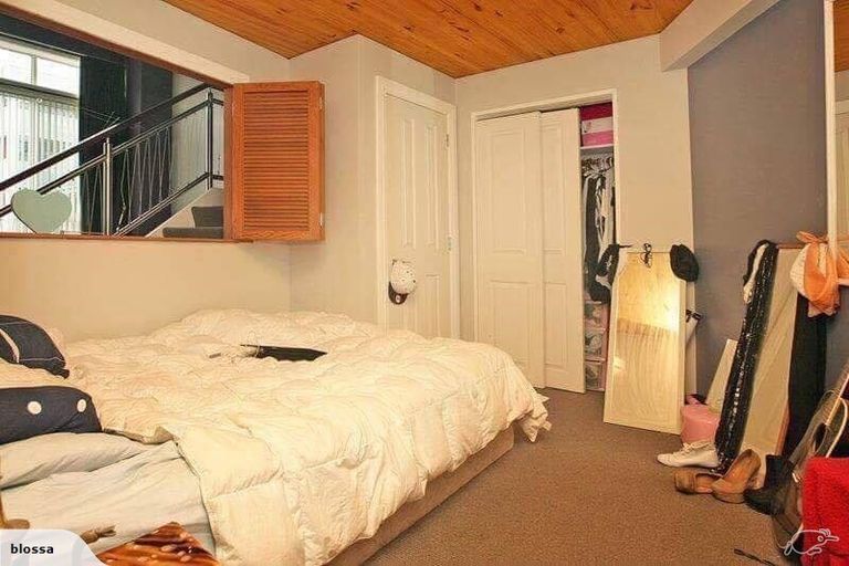 Photo of property in Stadium Garden Flats, 107/107 Thorndon Quay, Pipitea, Wellington, 6011