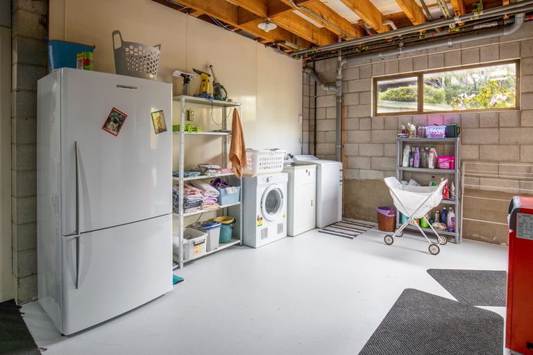 Photo of property in 65 Newcastle Street, Clyde, 9330