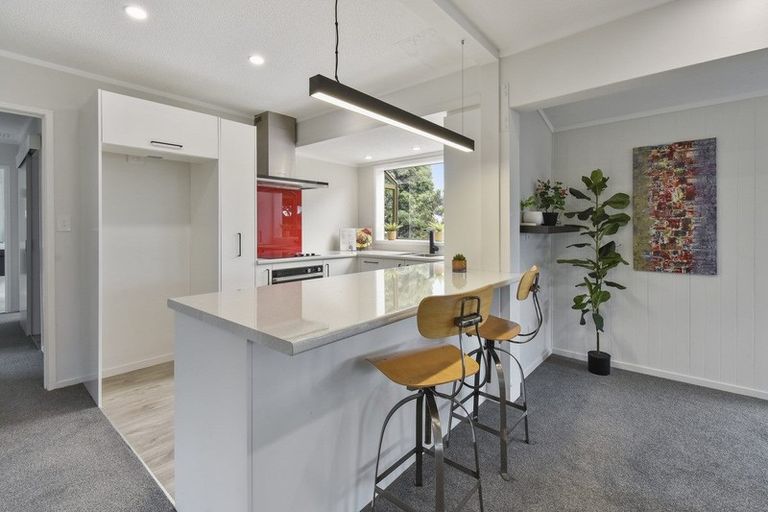 Photo of property in 18 Kaanapali Place, Wattle Downs, Auckland, 2103