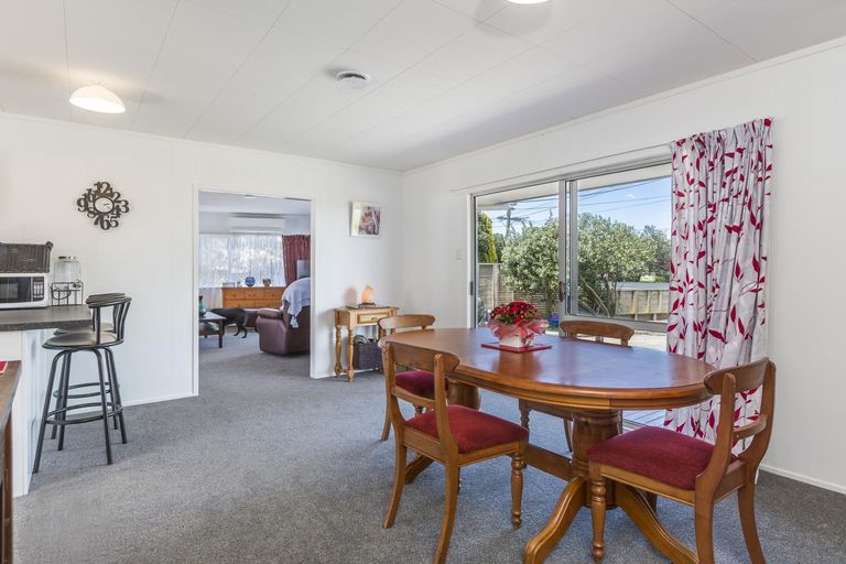 Photo of property in 562 Leigh Road, Whangateau, Warkworth, 0985