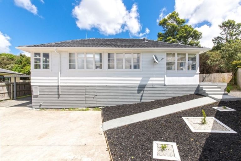 Photo of property in 46 Brains Road, Kelston, Auckland, 0602