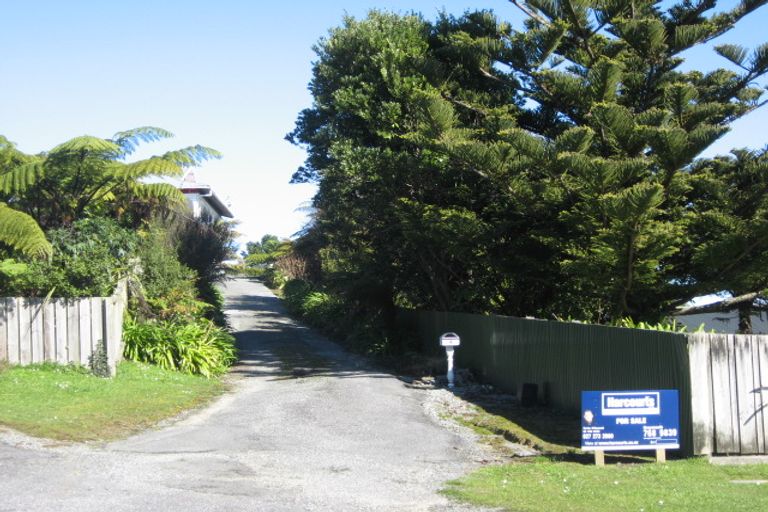 Photo of property in 4 Weenink Road, Karoro, Greymouth, 7805