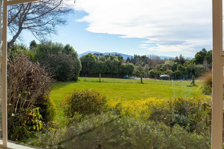 Photo of property in 51 Ribbonwood Road, Geraldine Downs, Geraldine, 7991