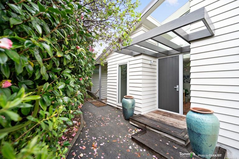 Photo of property in 1 Elgin Way, Khandallah, Wellington, 6035