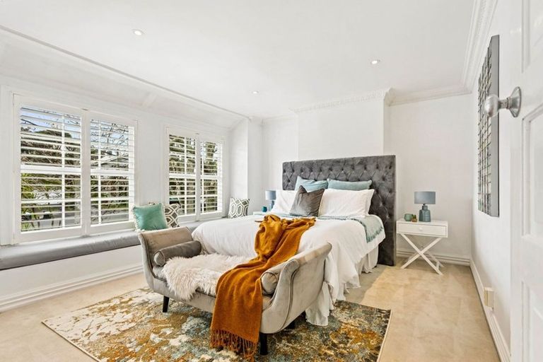 Photo of property in 50 Palmerston Road, Birkenhead, Auckland, 0626