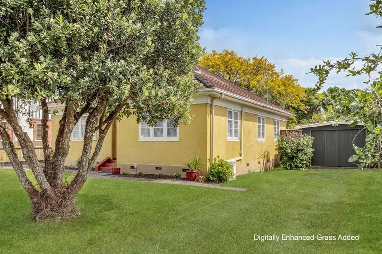 Photo of property in 174 Cook Street, West End, Palmerston North, 4410