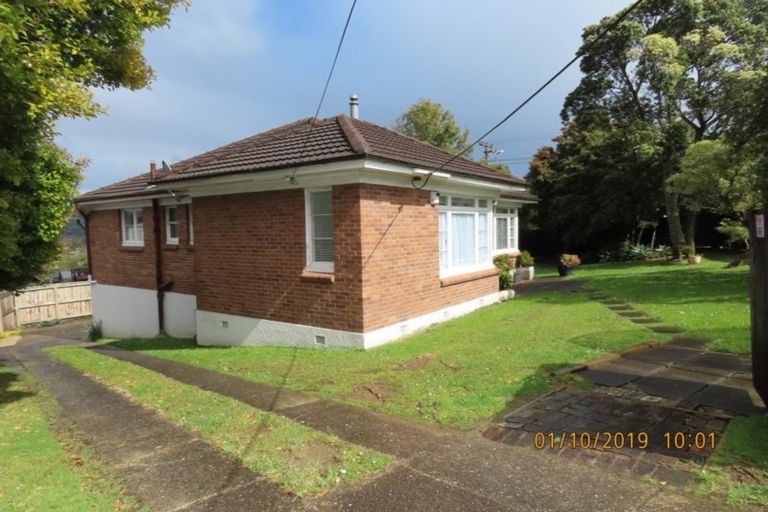 Photo of property in 225 Titirangi Road, Titirangi, Auckland, 0604