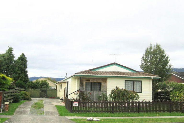 Photo of property in 52b Henry Street, Ebdentown, Upper Hutt, 5018