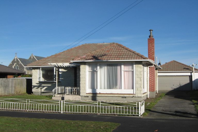 Photo of property in 32 Howe Street, New Brighton, Christchurch, 8083