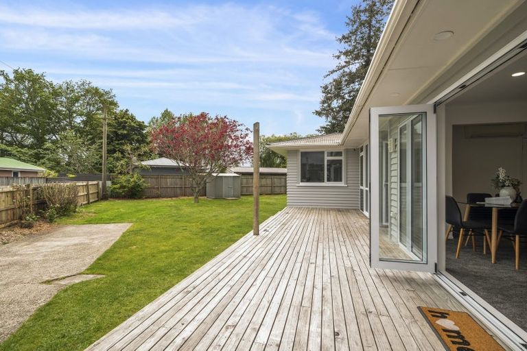 Photo of property in 5 Jarmey Place, Mangakakahi, Rotorua, 3015