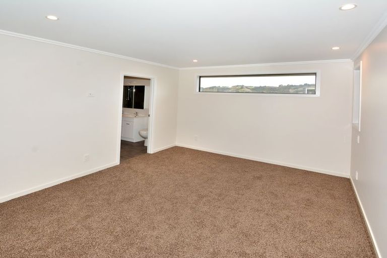 Photo of property in 23 Glengarry Road, Glen Eden, Auckland, 0602