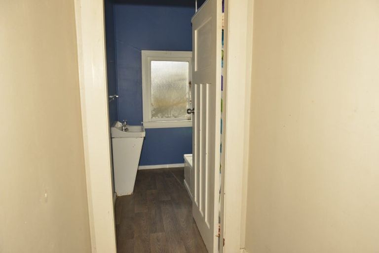 Photo of property in 15 Hall Street, Foxton, 4814