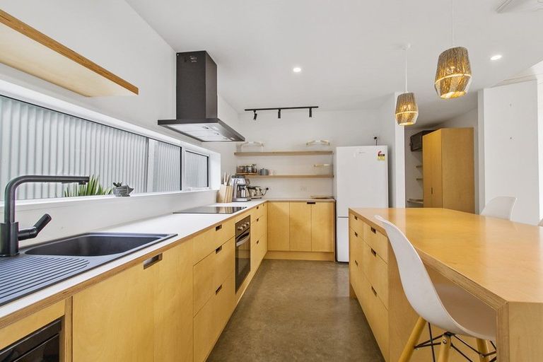 Photo of property in 2/2a Rhodes Street, Parkside, 7910