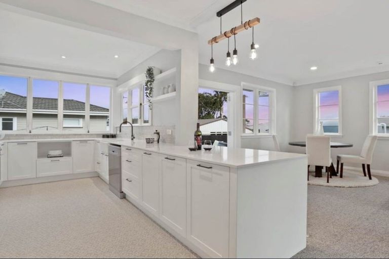 Photo of property in 40 Albert Street, Riverhead, 0820