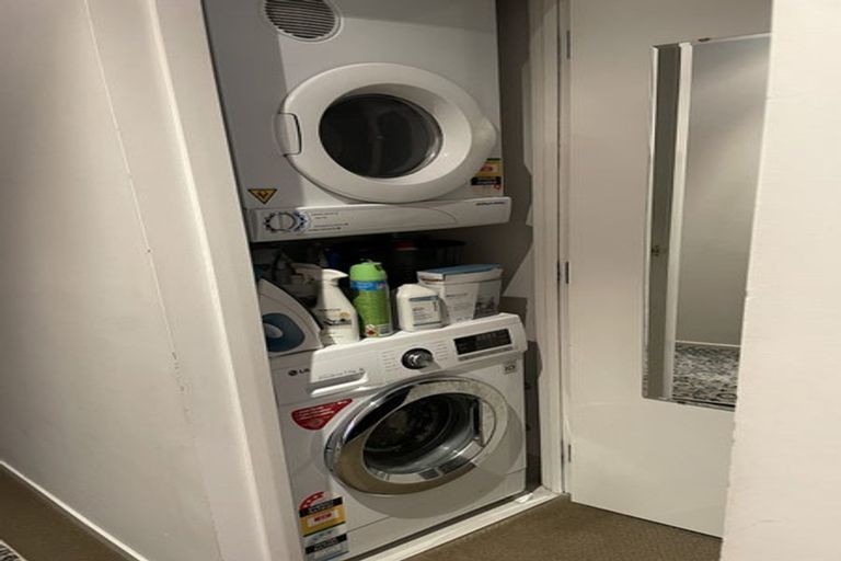 Photo of property in Trinity Apartments, 307/19 College Street, Te Aro, Wellington, 6011