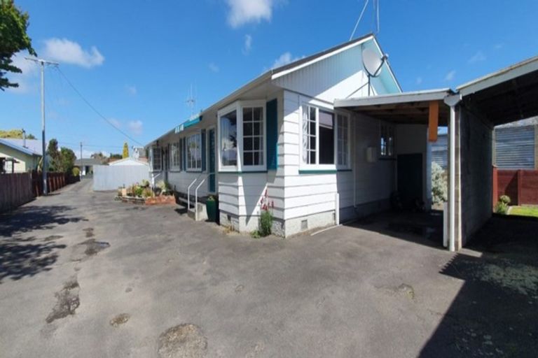 Photo of property in 16 Cambridge Street, Gonville, Whanganui, 4501