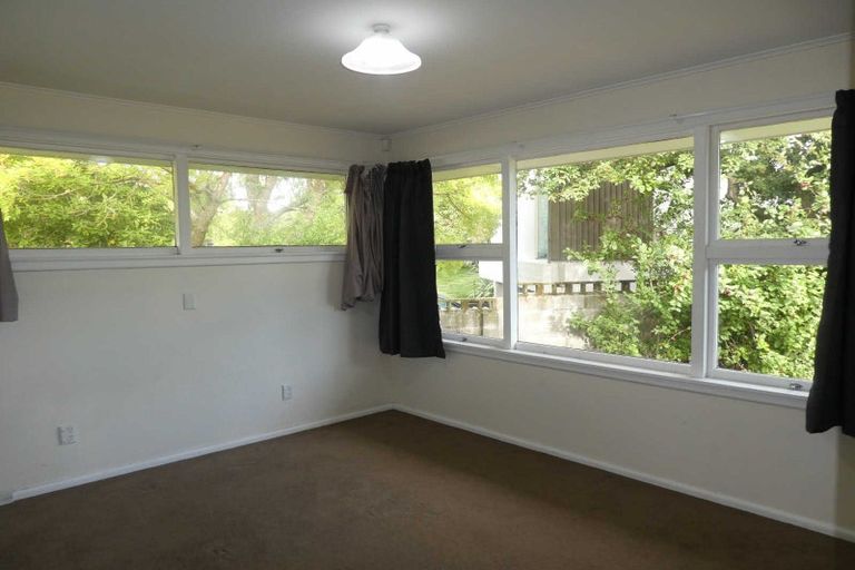 Photo of property in 10 Ilkley Place, Ilam, Christchurch, 8041