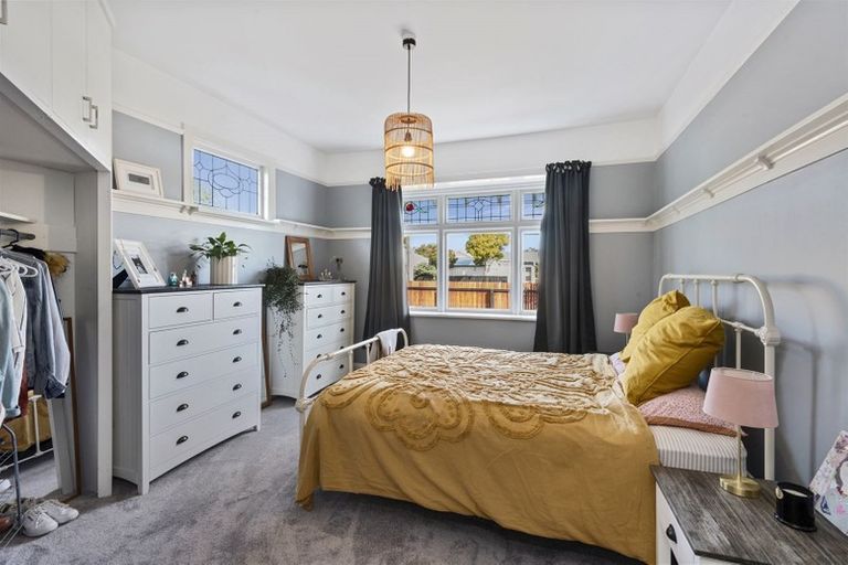 Photo of property in 37 Medway Street, Richmond, Christchurch, 8013