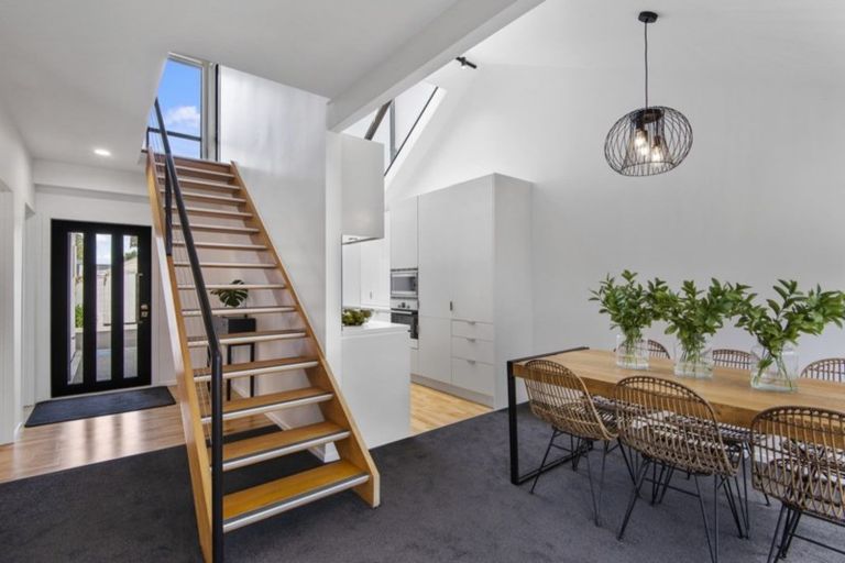 Photo of property in 8/140 Office Road, Merivale, Christchurch, 8014