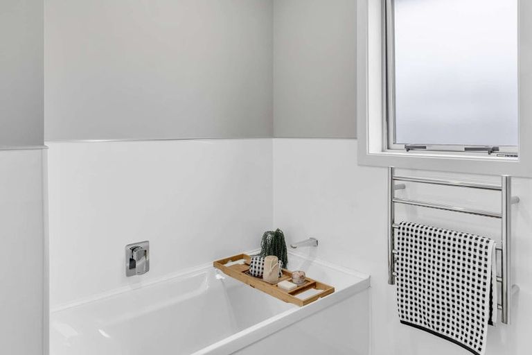 Photo of property in 15 Vera Street, Gore, 9710