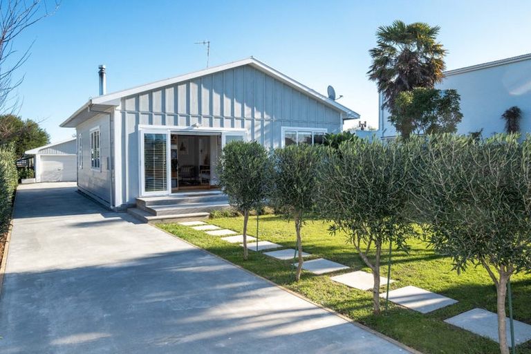 Photo of property in 172 Vigor Brown Street, Napier South, Napier, 4110