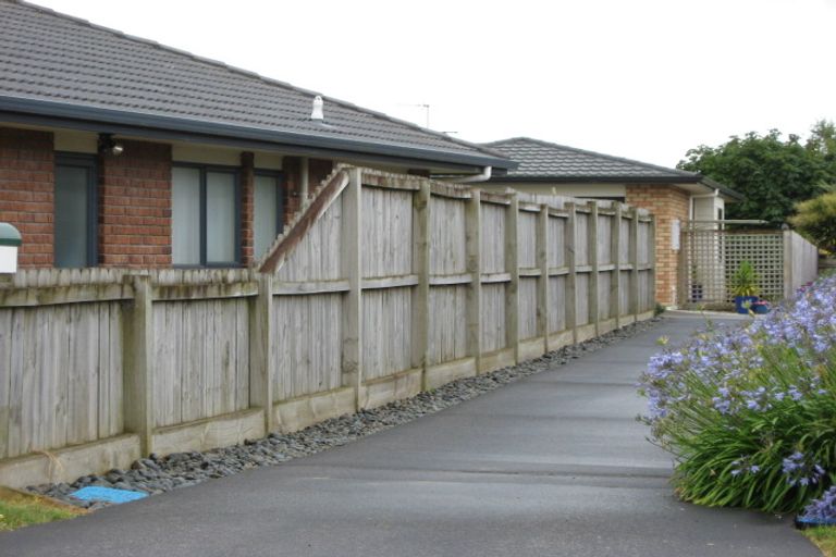 Photo of property in 20 Woodcroft Way, Pukekohe, 2120