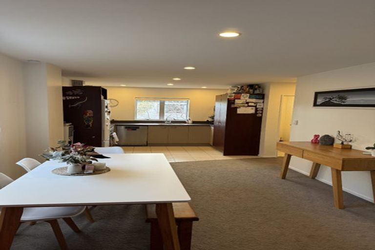 Photo of property in 7/22 Northcross Drive, Oteha, Auckland, 0632